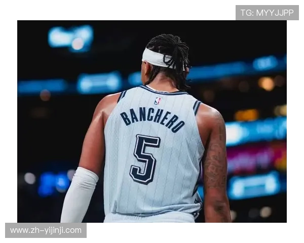 魔术队班凯罗23分7篮板8助攻率队逆转爵士，落后17分翻盘